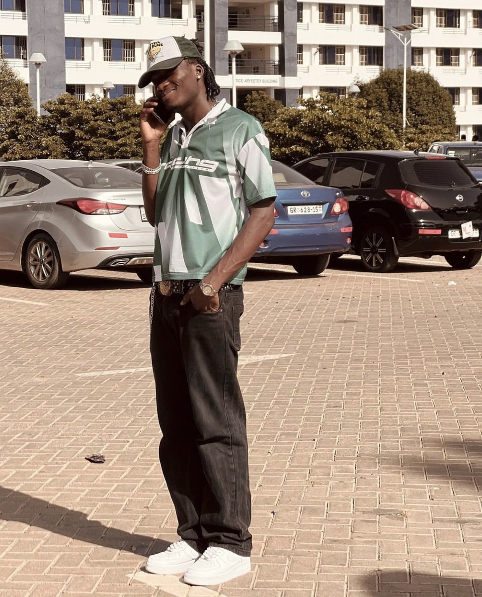 denimfromnan's tweet image. #clientcam Black Straight Jeans from us.
available to shop, ¢140.00

please retweet