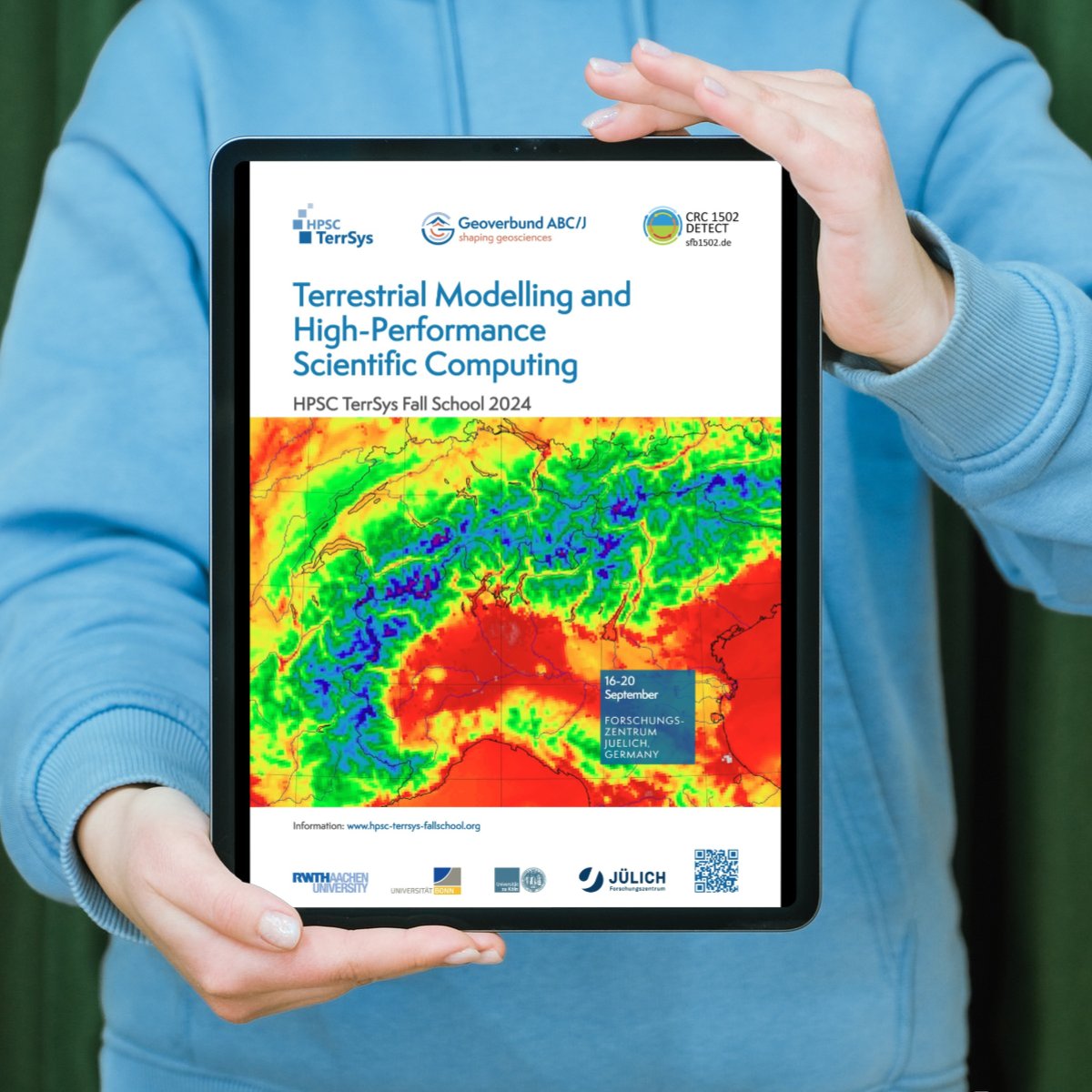 🚀 Join us for the Fall School on Terrestrial Modelling &amp; HPC! 🌍📊 From 16-20 Sept 2024 at Forschungszentrum Jülich. Perfect for Master's, PhD students &amp; postdocs. Register by 28 July: hpsc-terrsys-fallschool.org/en
 #HPSC #DataScience #TerrestrialModelling #GeoverbundABCJ
