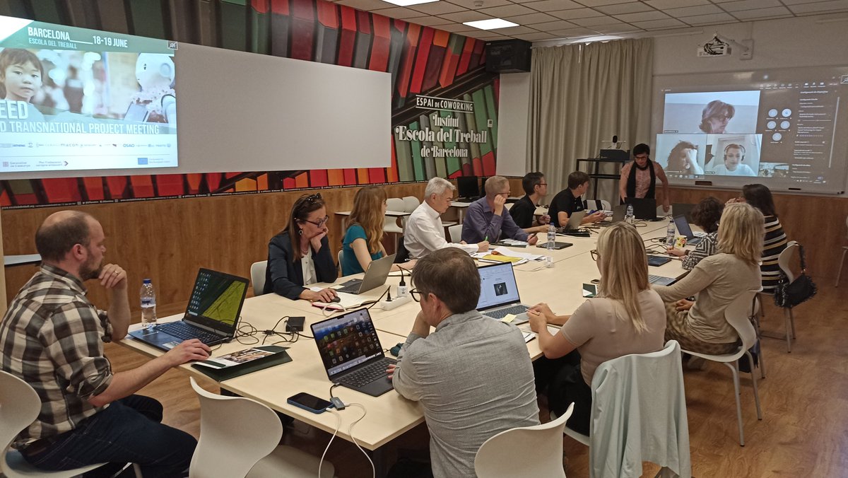 FpMobilitat's tweet photo. EXCEED Project's meeting at @EdTbarcelona together with @Arter_ER @UniOulu @osaotweet @HELMEPA @AerAutomation @UNIMORE_univ @athenaRICinfo among others. Find out more about it here: https://t.co/dLYbmHP5a5 https://t.co/qYlKGt6Yae
