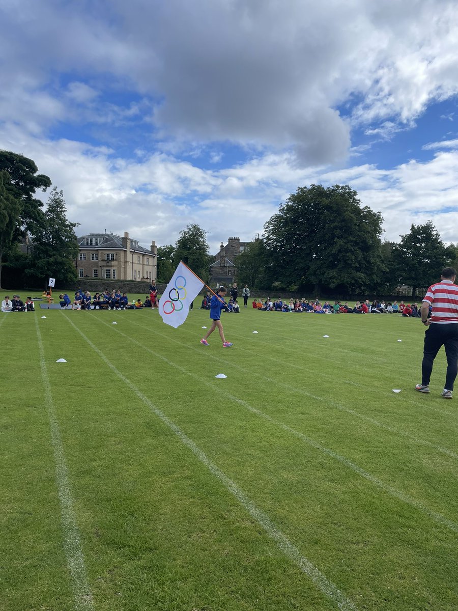 StGeHead1's tweet photo. Olympic day off to a cracking start @stgeorgesedin with our friends from @MerchiNews https://t.co/udojPVcCjX