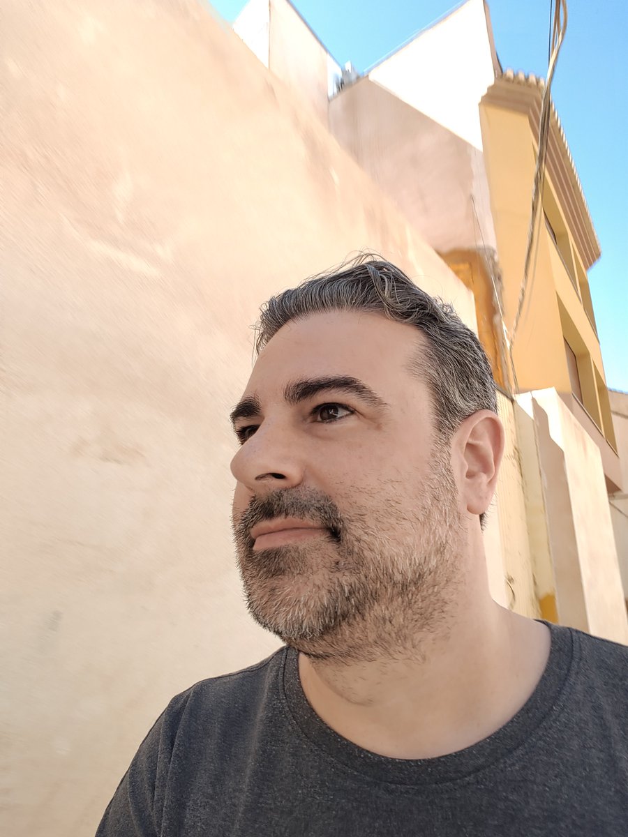 Javier Casares tweet media
