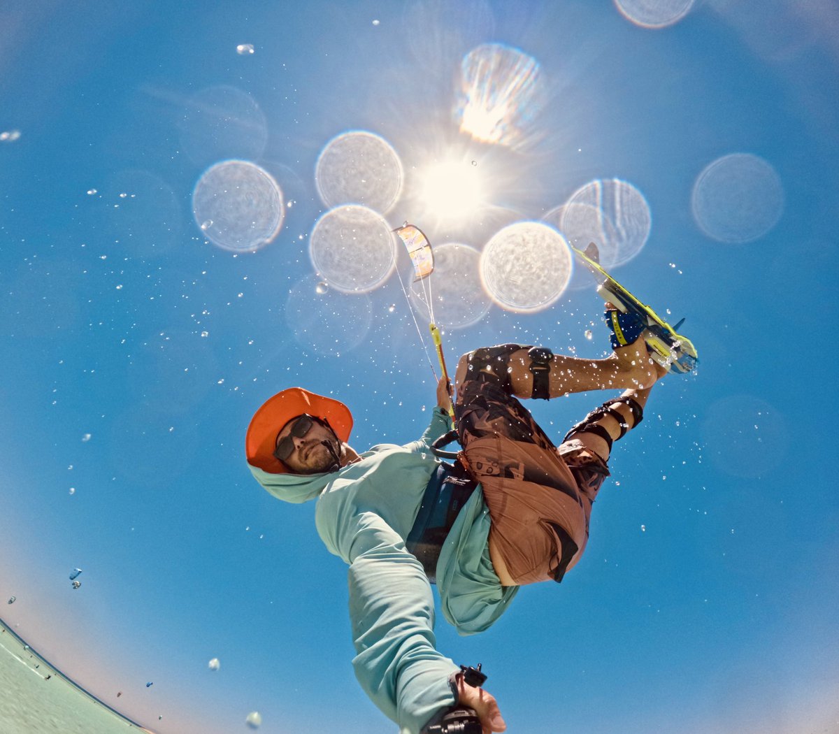 tomcourt4's tweet photo. What a week on the Red Sea in #egypt stay tuned on my YouTube channel for the full shred coming soon! #windsummit #courtintheact #kitesurfing #freeride #kiteboarding #lifestyle @GoPro #goprohero12
https://t.co/T7syG2Udkm https://t.co/eJvhlBtILf