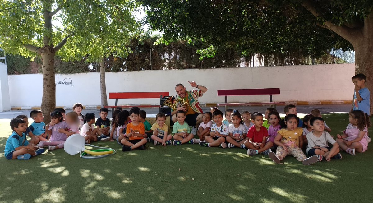 CeipSFernando's tweet photo. Ayer los alumnos de Infantil 3 años del cole, disfrutaron de una serie de actividades musicales muy divertidas organizadas por Juan José Miñarro, papá de uno de nuestros alumnos. ¡¡Los han pasado genial!! 🎼 ¡Muchas gracias por tu simpatía! https://t.co/D4OvnodPMV