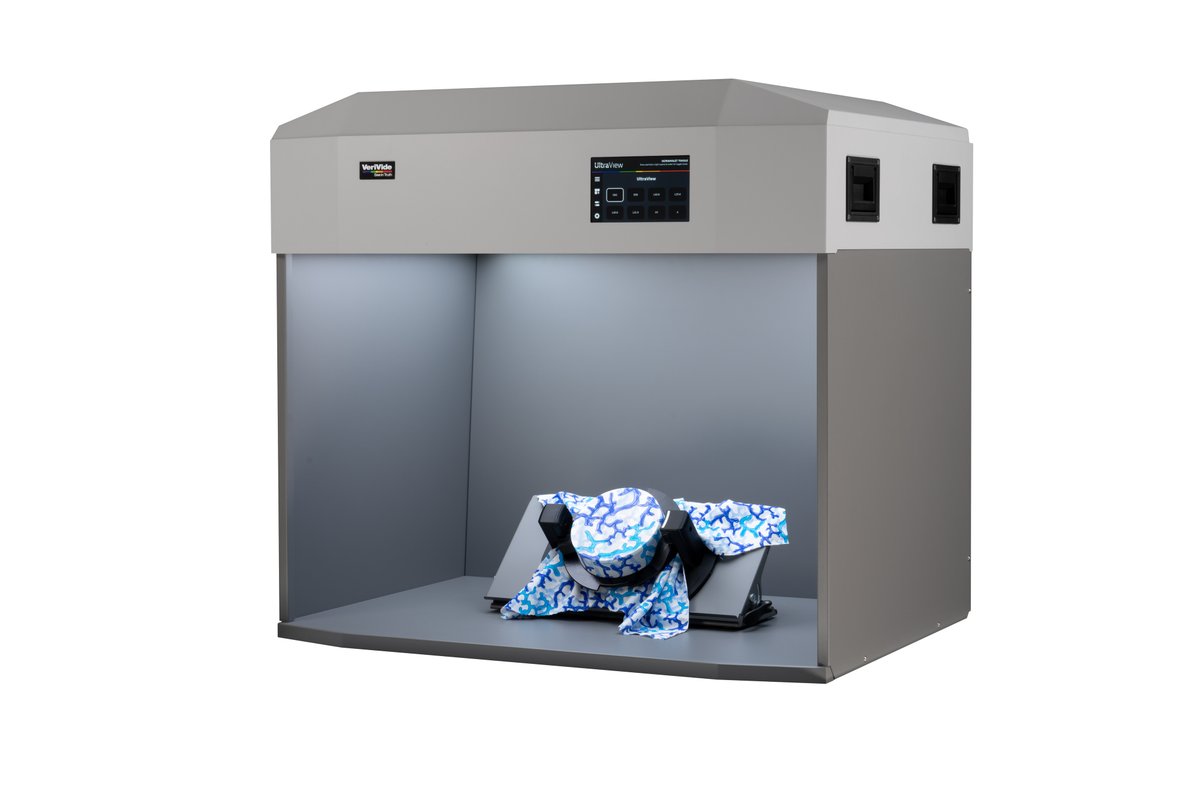 VeriVide's tweet image. The stages of stretch based opacity assessment using OmniStretch👏  

Grade the translucency of fabrics and assess 'grinning' to guarantee your products are 'squat-proof' ✅ 

Read more verivide.com/product/omnist…

#OmniStretch #Textiles #TextileTesting #Fabrics