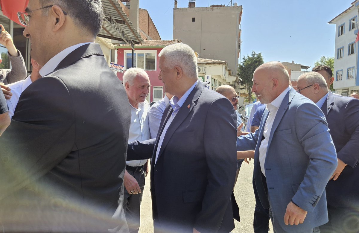 akpartiafyon's tweet photo. 📍Çobanlar / Teşkilat Bayramlaşması 
İl Başkanımız Hüseyin Menteş, Milletvekillerimiz Ali Özkaya, İbrahim Yurdunuseven, Hasan Arslan ve İl Genel Meclis Başkanımız Mehmet Siper ile birlikte Çobanlar İlçe Teşkilatımızı ziyaret ederek İlçe Başkanımız Murat Yeşil, Belediye Başkanımız Ali Altuntaş, teşkilat mensuplarımız ve hemşehrilerimizle bayramlaştılar.