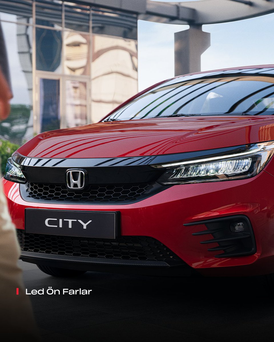 HondaTR's tweet photo. Honda City, hayatınızı kolaylaştıran teknolojileri ve kendine özgü tarzıyla yolculuklarınızı keyifli hale getiriyor. 

#Honda #HondaCity #City #NeİstediğiniBilenlere https://t.co/ZwrjAYlqns