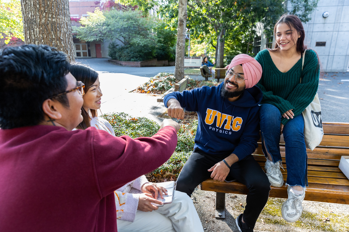 Kaplan International Pathways (@kaplanpathways) on Twitter photo With over 4,000 international students from more than 110 countries, <a href="/uvic/">UniversityOfVictoria</a> offers a friendly and inclusive community where students can truly belong.๐โจ Learn about the support UVic offers to their international students on their educational journey: kpln.org/3VH3yuf With over 4,000 international students from more than 110 countries, <a href="/uvic/">UniversityOfVictoria</a> offers a friendly and inclusive community where students can truly belong.๐โจ Learn about the support UVic offers to their international students on their educational journey: kpln.org/3VH3yuf