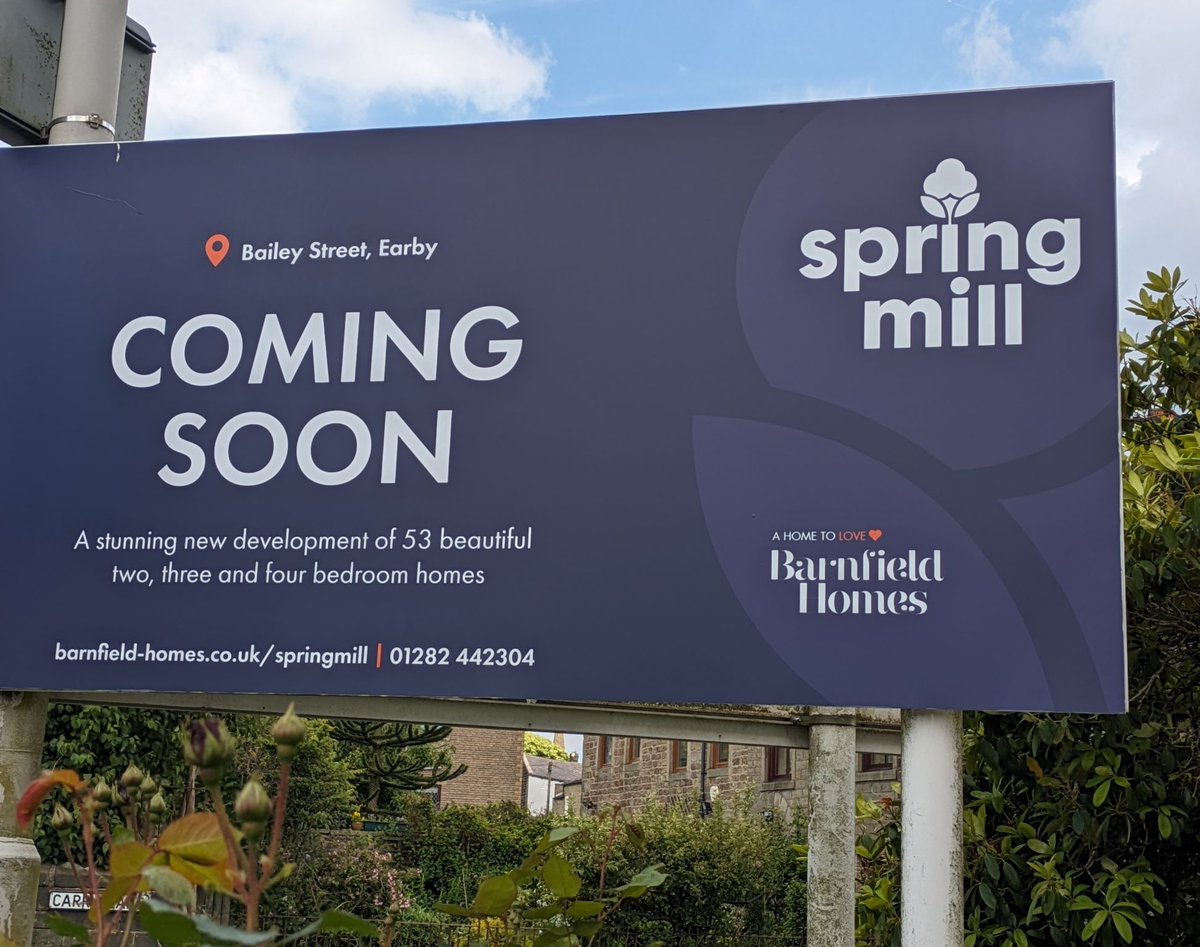 People can register interest in Spring Mill #Earby #BarnfieldConstruction. Work is well underway to build 53 eco-friendly homes inc 13 affordable homes for rent  <a href="/TogetherHousing/">Together Housing</a>  Project support <a href="/PendleBC/">Pendle Council</a>. It's an elevated site with far reaching views across Lancs/Yorks border.
