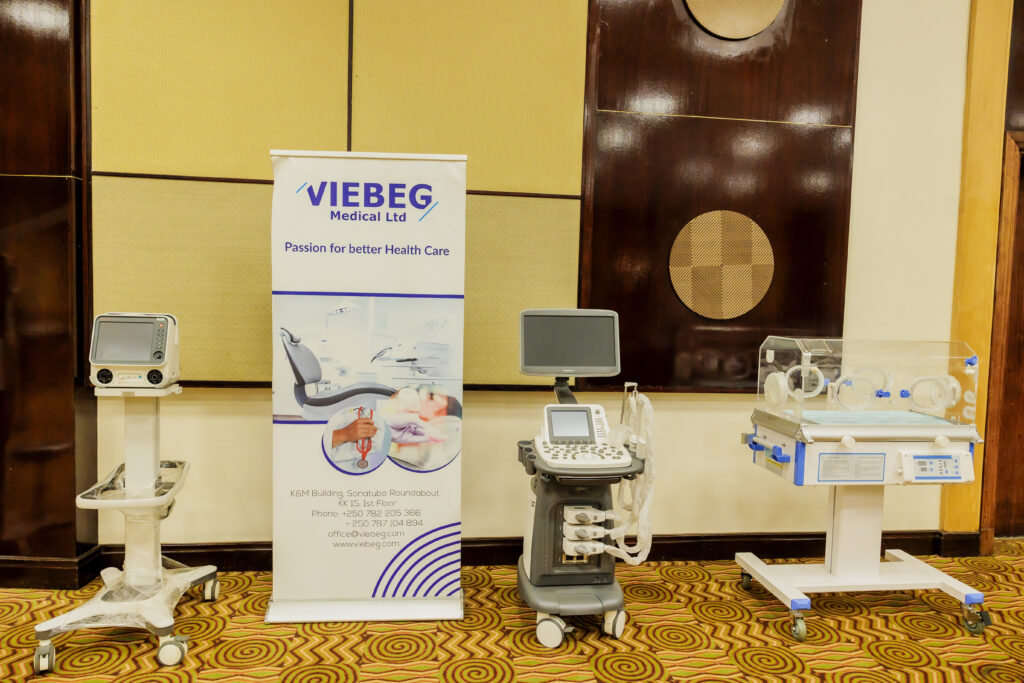 Last Friday, <a href="/ViebegM/">Viebeg Medical</a> announced its partnership with <a href="/BankofKigali/">Bank of Kigali Official</a> to launch the Medical Equipment Financing (MEF) product across #Rwanda. This is exactly the kind of sustainable African innovation we need more of.

ktpress.rw/2024/06/bank-o…