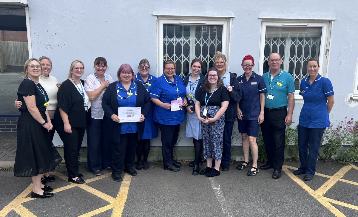 Vicki Quinn (@vicki_quinn_lpt) on Twitter photo It was a pleasure to present a #LPTValuedStarAward to the CHS Tissue Viability Team today …. the team always puts the patient at the centre and goes above and beyond to deliver a high quality, safe service and compassionate care. <a href="/LPTnhs/">Leicestershire Partnership NHS Trust</a> <a href="/SamLeak3/">Sam Leak</a> <a href="/NikkiBeacher/">Nikki Beacher</a> <a href="/WoodhouseAbbie/">Abbie Woodhouse</a> It was a pleasure to present a #LPTValuedStarAward to the CHS Tissue Viability Team today …. the team always puts the patient at the centre and goes above and beyond to deliver a high quality, safe service and compassionate care. <a href="/LPTnhs/">Leicestershire Partnership NHS Trust</a> <a href="/SamLeak3/">Sam Leak</a> <a href="/NikkiBeacher/">Nikki Beacher</a> <a href="/WoodhouseAbbie/">Abbie Woodhouse</a>