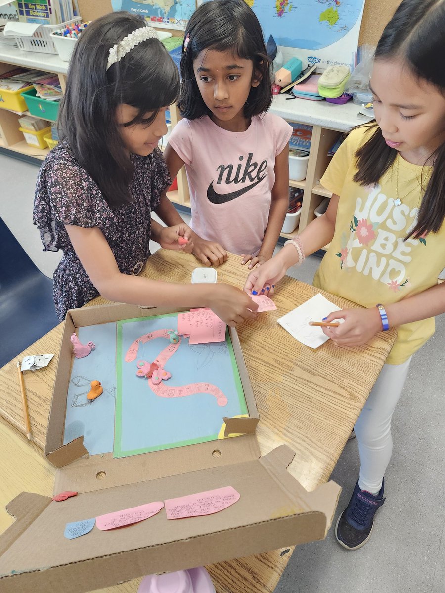 More board game fun in 2/3T <a href="/GlenwoodGriffin/">Glenwood Griffins</a> #communicators <a href="/ibpyp/">IB PYP</a>