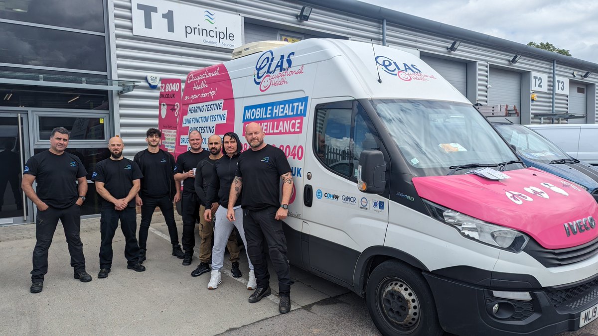 PrincipleClean's tweet photo. Employee #wellbeing is our number one priority and on Friday our #verticalcleaning #team underwent their three-yearly #healthandsafety assessment to ensure they're of perfect health when scaling #London's most incredible heights.
#windowcleaning #cleaning #cleaningservices https://t.co/5y0GYAMkgL