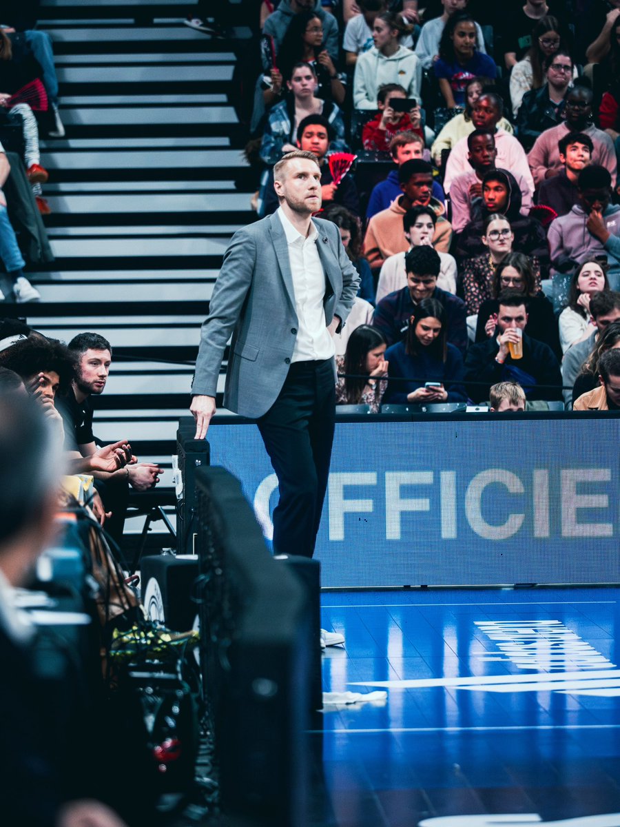ON RÉSUME :

Iisalo va rejoindre une franchise NBA, Petar Božić (Londres) est en pôle pour le remplacer (<a href="/Be_BasketFr/">BeBasket</a>)

Iisalo a annoncé son départ aux joueurs après la finale (<a href="/lequipe/">L'Équipe</a>)

Il aurait des opportunités pour être head coach ou premier assistant en NBA (<a href="/RobertHeusel/">Robert Heusel</a>)