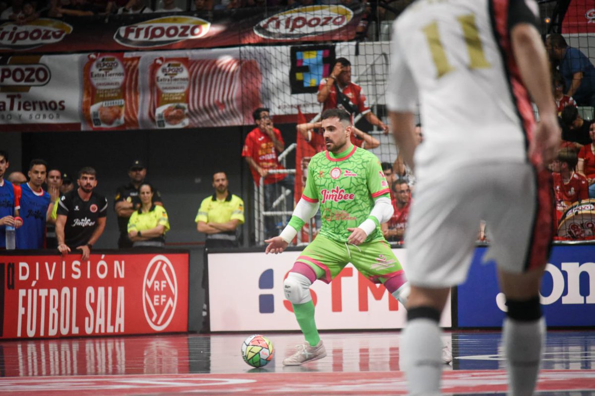 Victoria por 1-2 🆚 ElPozo en el segundo partido de la Final de Liga! 

Vamos <a href="/jimbeecartagena/">Jimbee Cartagena Costa Cálida</a> ❤️

<a href="/proneosports/">Proneo Sports・プロネオ</a> 
<a href="/munichsports/">MUNICH Sports</a> 
<a href="/futbolemotion/">Fútbol Emotion</a> 
<a href="/ymksport/">YMK Sport</a> 
@antoniofts_ 📸