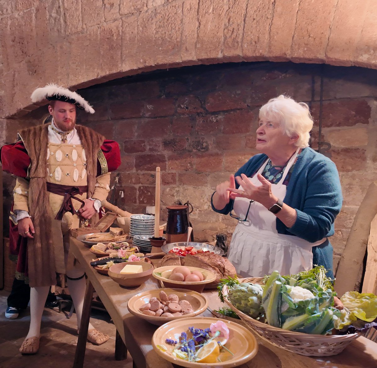 Lightbear Lane ® (@lightbearlane) on Twitter photo What an amazing weekend we've had Hosting Henry VIII at Exeter! <a href="/HenryVIIIonTour/">Henry on Tour</a> Fabulous talks by <a href="/RAGriggsauthor/">Rosemary Griggs</a> & Prof A. Musson, Tudor food tasting w/h Sally Dyer, and a candlelit banquet <a href="/ExeterCouncil/">Exeter City Council</a> Thank you to all who made this possible🎉@historic_houses <a href="/HRP_palaces/">Historic Royal Palaces</a> What an amazing weekend we've had Hosting Henry VIII at Exeter! <a href="/HenryVIIIonTour/">Henry on Tour</a> Fabulous talks by <a href="/RAGriggsauthor/">Rosemary Griggs</a> & Prof A. Musson, Tudor food tasting w/h Sally Dyer, and a candlelit banquet <a href="/ExeterCouncil/">Exeter City Council</a> Thank you to all who made this possible🎉@historic_houses <a href="/HRP_palaces/">Historic Royal Palaces</a>