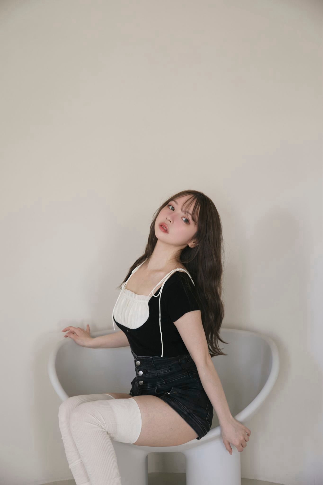 andmary mew frill tops beige アンドマリー 新品未使用】ANDMARY Mew frill tops Beige アンドマリー フリル