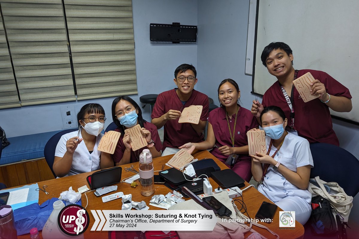 UPSurgSoc's tweet photo. Check out below snips from our most recent Stop the Bleed workshop and don’t forget to follow us @upsurgsoc on Facebook and Instagram so you don’t miss out on our future activities! 🎓

In cooperation with Kiyomeru Laundry

#UPSurgSoc 
#SkillsClass https://t.co/Fwm4SBVq6n
