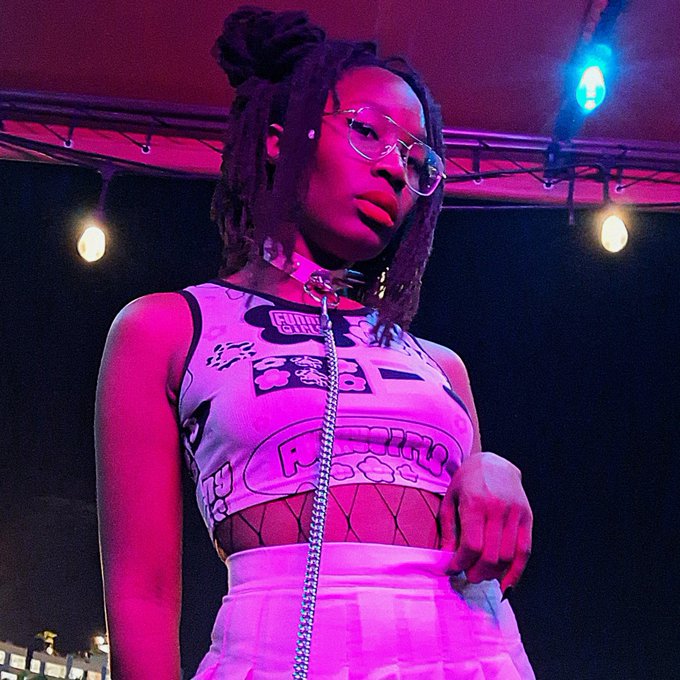 It doesn't matter what I'm doing, Get a few drinks in me and I'll show my ass😜🤭 https://t.co/qcSMns7