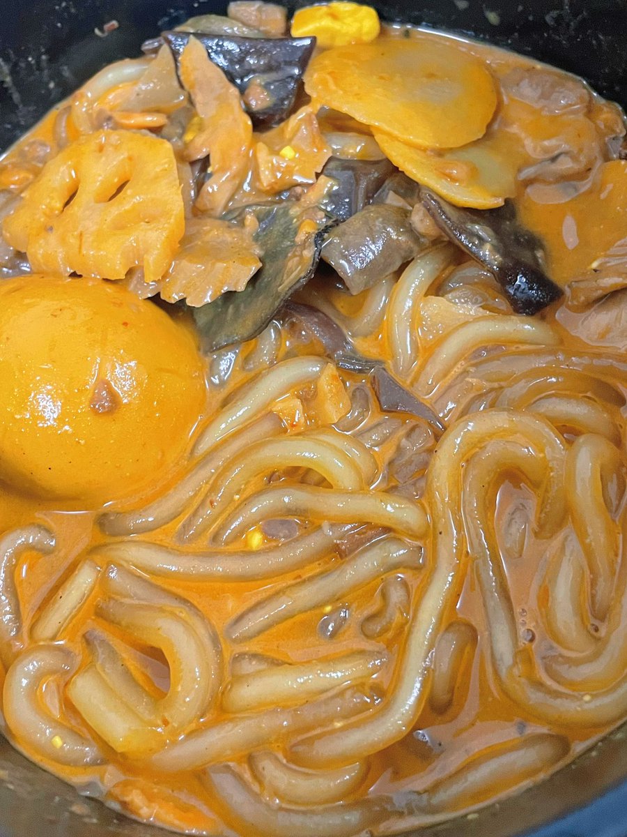 乱炖土豆粉思密达，虽然丑丑的，但是真的很香～很香～香喷喷热乎乎～