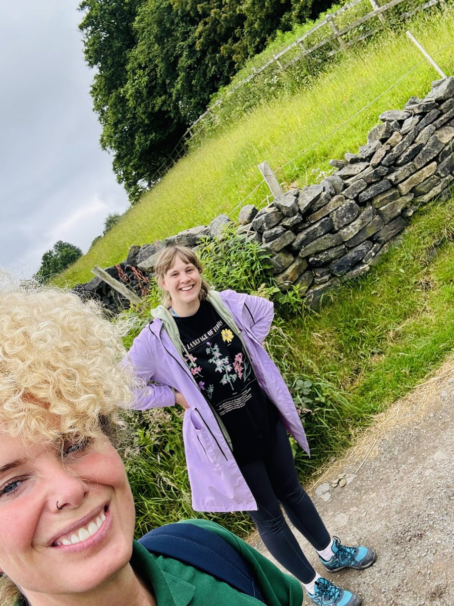 CharKellyOT's tweet photo. Our #greenwalk group today with service users from North Ward 🌳 🌺 @PennineCareNHS #occupationaltherapy #GreenerAHP https://t.co/GEmA8KDgnP