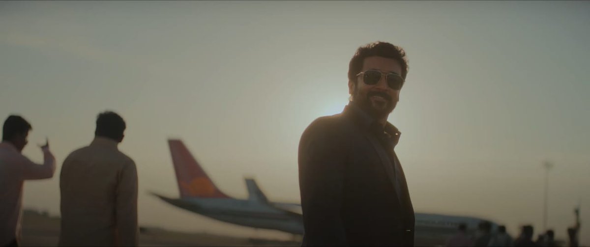 Just watched the #Sarfira trailer and #AkshayKumar is killing it! This is the comeback we've all been waiting for! #SarfiraTrailer