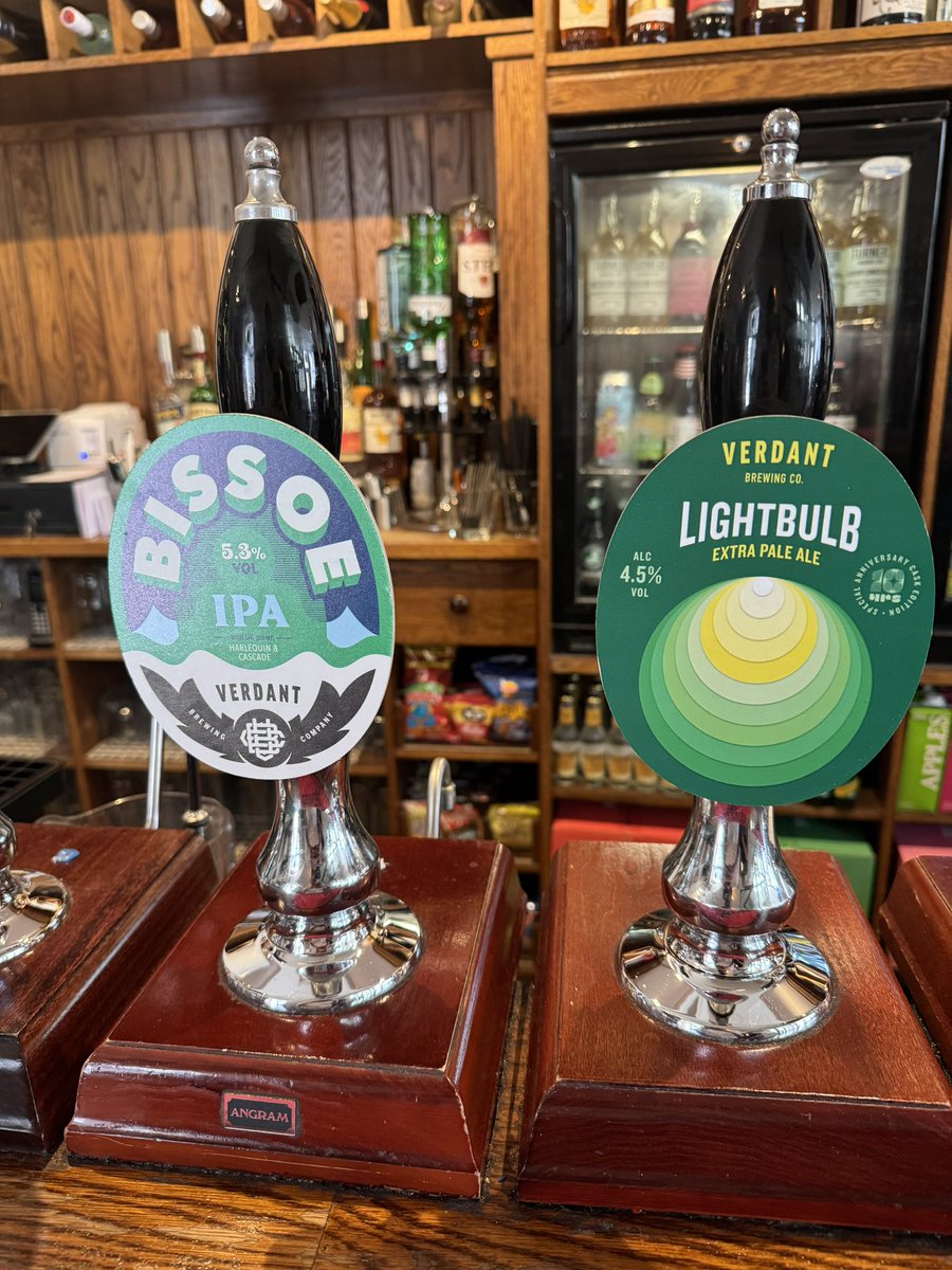 We have @VerdantBrew Bissoe and Lightbulb both pouring on CASK today! 

Enjoy