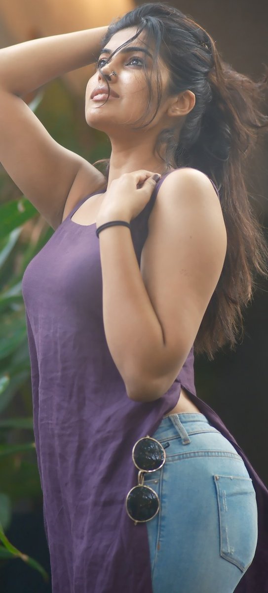 GQWjlg8XgAAV42f?format=jpg&name=medium