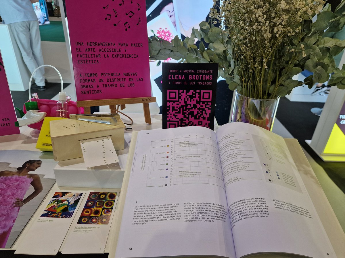 CMMálaga (@cmmalagafair) on Twitter photo La <a href="/unav/">Universidad de Navarra</a> presenta en #CMMalaga una caja de música que interpreta obras de arte convirtiendo los colores en notas musicales, favoreciendo a las personas que tienen dificultades de visión y fomentar el juego en los niños. La <a href="/unav/">Universidad de Navarra</a> presenta en #CMMalaga una caja de música que interpreta obras de arte convirtiendo los colores en notas musicales, favoreciendo a las personas que tienen dificultades de visión y fomentar el juego en los niños.