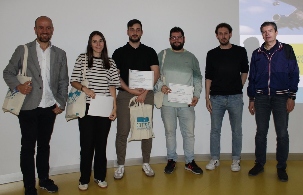 O pasado venres celembramos unha nova edición de  #INTERLABS. Nesta quenda tivemos a sorte de contar con Alberto Franco Figueira,  Francisco Figueiras Velo, Sandra Sanmartín Fernández e Humberto Carro Fidalgo. Ademais, exerceu de Padriño da edición o profesor <a href="/jose_paris_iccp/">José París López Dr. ICCP</a> 👇