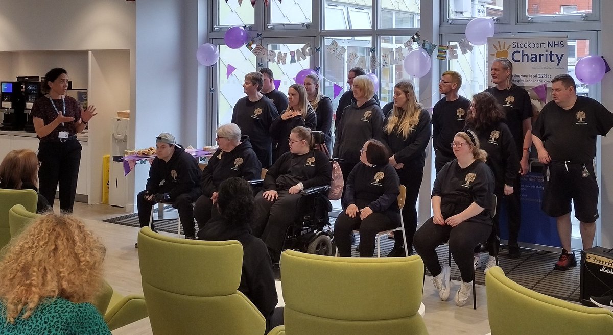 sodelafo's tweet image. The Vivo Makaton Choir are performing right now in the #SteppingHillHospital cafe as part of #LearningDisabilityWeek2024 It was quite emotional. #singingismedicine #vivomakatonchoir @PennineCareNHS @ENazurally @mattwalshNDQ @RMcNallyNHS @Rush_Miah @annHallamNhs