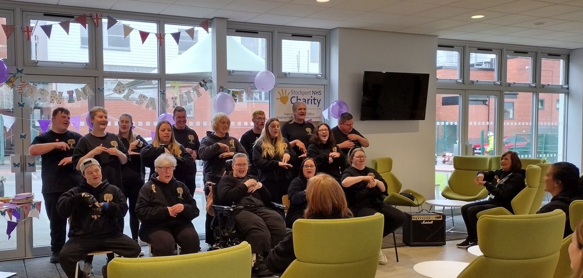 sodelafo's tweet image. The Vivo Makaton Choir are performing right now in the #SteppingHillHospital cafe as part of #LearningDisabilityWeek2024 It was quite emotional. #singingismedicine #vivomakatonchoir @PennineCareNHS @ENazurally @mattwalshNDQ @RMcNallyNHS @Rush_Miah @annHallamNhs