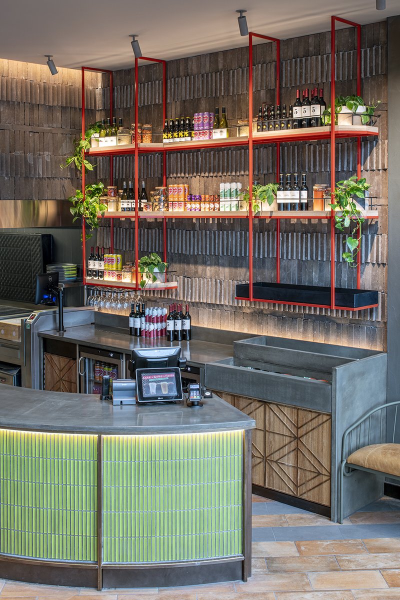 Jonathan Banks tweet media