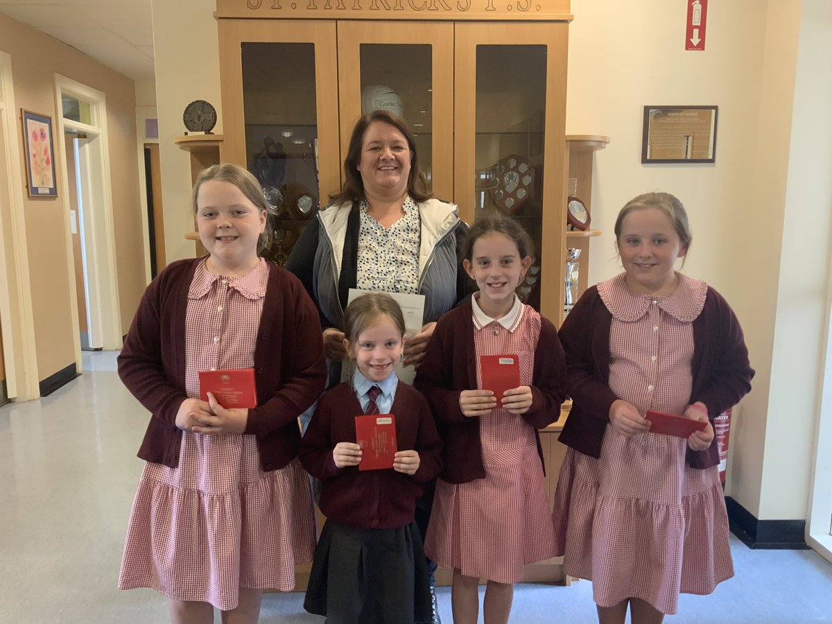 We had a lovely surprise today….. 😀

Mrs Aideen Nugent presented our school with a £200 donation from the Torrent Credit Union.💷

Thank you to our wonderful Credit Union savers who were on hand to receive the cheque on behalf of our school. ✨