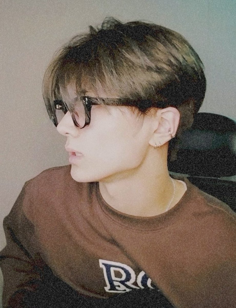yjwfeline's tweet photo. “the first time I saw you”

a #jaywon🔞 filo ao3 fic https://t.co/OjczN2MqqV
