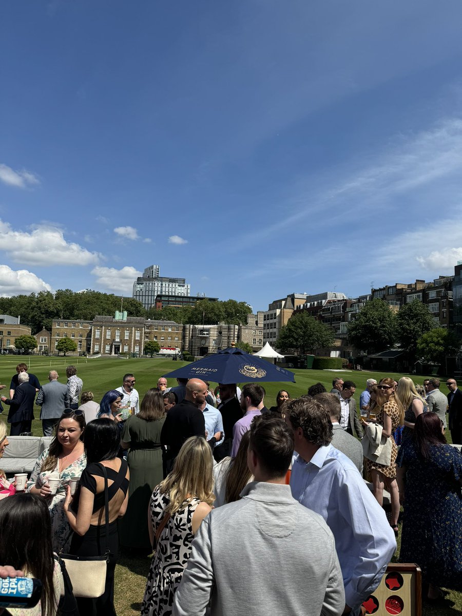 BIIandBIIAB's tweet photo. We are kicking off the summer event and award show!
#summerevents2024 #biisummerevent #bii https://t.co/ua117eELao