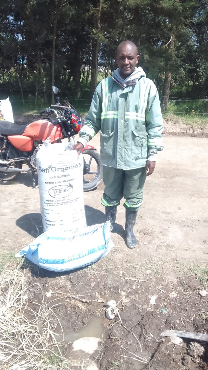 Safi Organics Ltd (@safiorganics) on Twitter photo Blending Safi Organics fertilizer with inorganic fertilizers provides benefits such as enhanced nutrient availability, improved soil health, sustainable farming, and balanced nutrient supply. A common ratio for blending is 50:50.
<a href="/Kilimobizz/">Kilimo Biashara</a> <a href="/KilimoNews/">Kilimo News</a> <a href="/KilimoMedia/">Kilimo Media International</a> Blending Safi Organics fertilizer with inorganic fertilizers provides benefits such as enhanced nutrient availability, improved soil health, sustainable farming, and balanced nutrient supply. A common ratio for blending is 50:50.
<a href="/Kilimobizz/">Kilimo Biashara</a> <a href="/KilimoNews/">Kilimo News</a> <a href="/KilimoMedia/">Kilimo Media International</a>