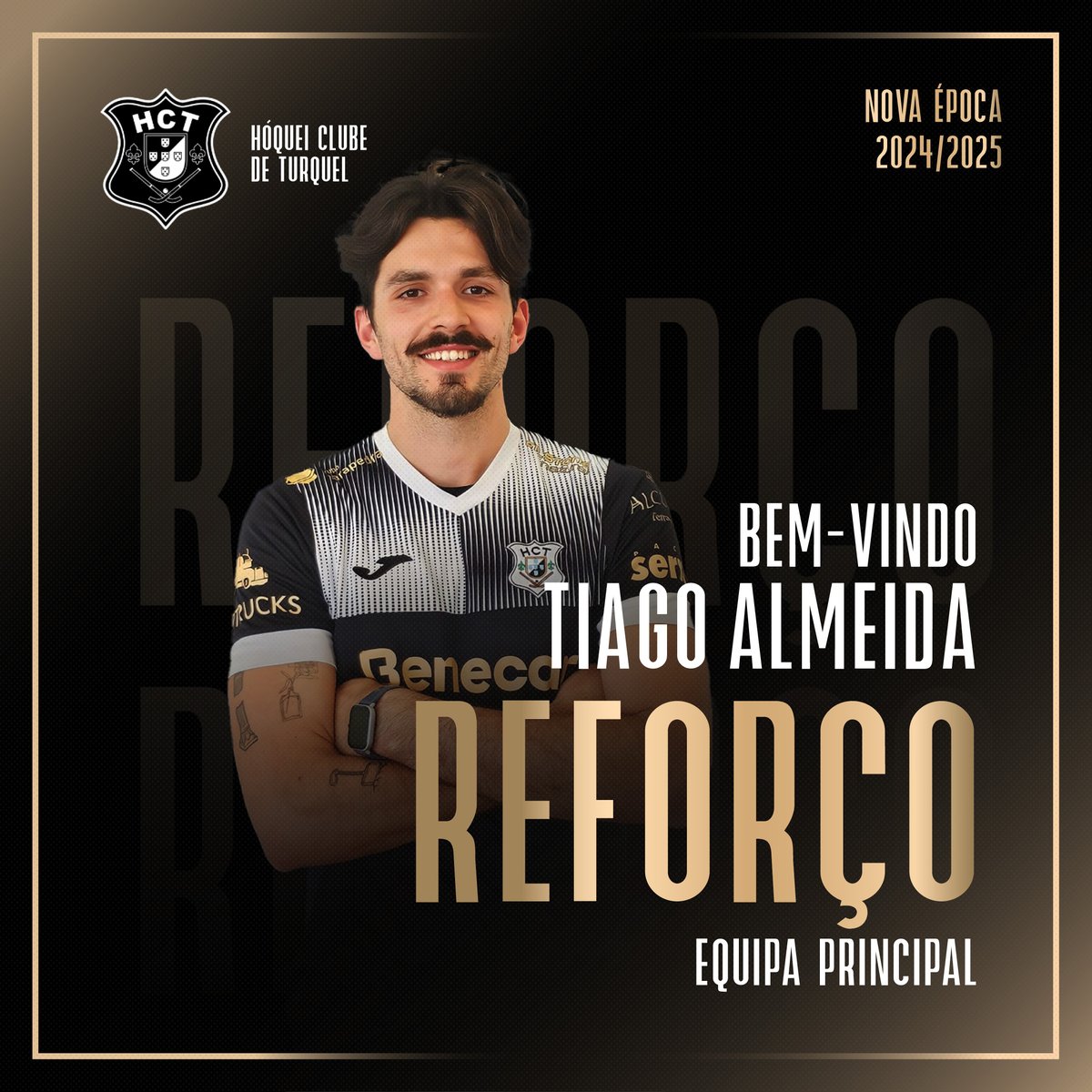 OFICIAL!!! Aquisição Confirmada!

O Tiago Almeida, antigo jogador do Hóquei Académico de Cambra, é novo reforço da equipa principal do HC Turquel para a próxima temporada 2024/2025. 

Bem-vindo Tiago! Juntos, vamos fazer história.🖤🤍

#HCT #SenioresMasculinos