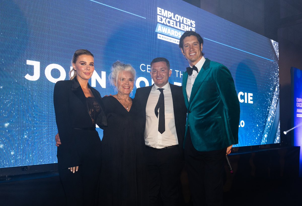 employersawards's tweet photo. The CEO of the Year Award goes to John Morley from Legacie! Congratulations! 🏆

Highly commended goes to Paul Cheetham-Karcz from Sedulo! 👏🏼

#employersexcellenceawards #winners https://t.co/axKCkmmxWd