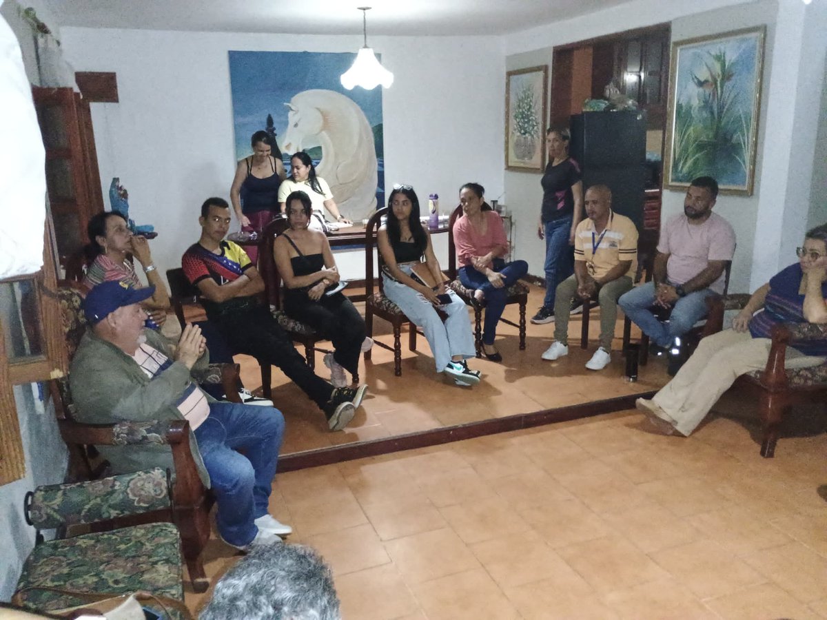 CemMontalban's tweet photo. Lunes,17 jun #ADenresistenciaMontalban, junto a las centrales políticas y electoral realizaron la agenda de actividades para asegurar el triunfo en las próximas elecciones #Edmundoparatodoelmundo https://t.co/lZbaeLssKA