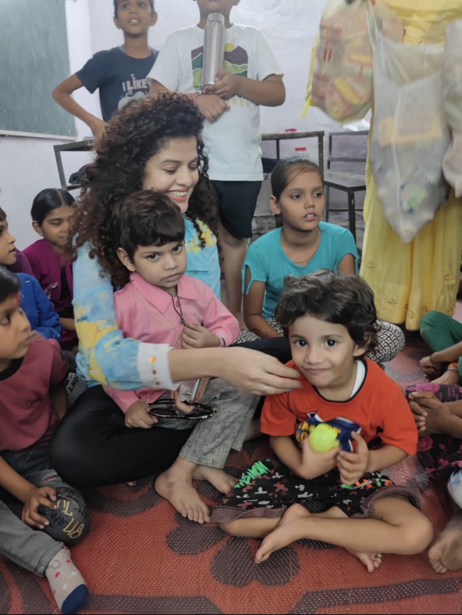 Palak Muchhal tweet media