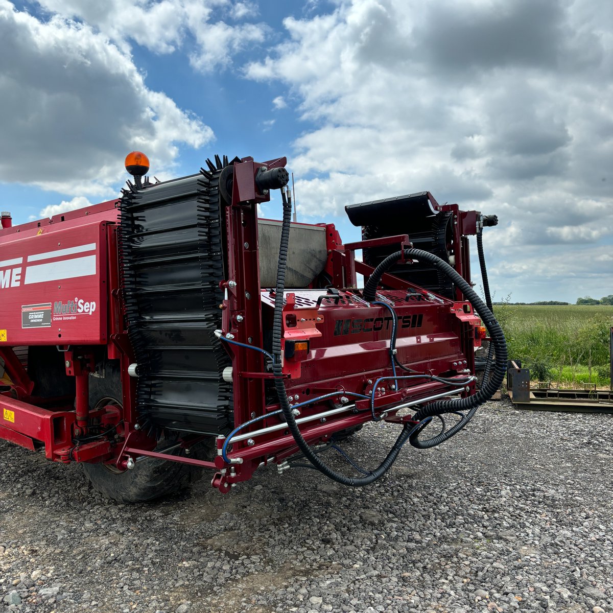 ScottsPrecision's tweet image. Whilst most of our time is spent building our well-known Evolution Separators, we also manufacture Windrower Conversion Kits for Grimme GT170's.

Check this one out that we just finished🥔

#potato #windrower #backbritishfarming #scottsprecisionmanufacturing
