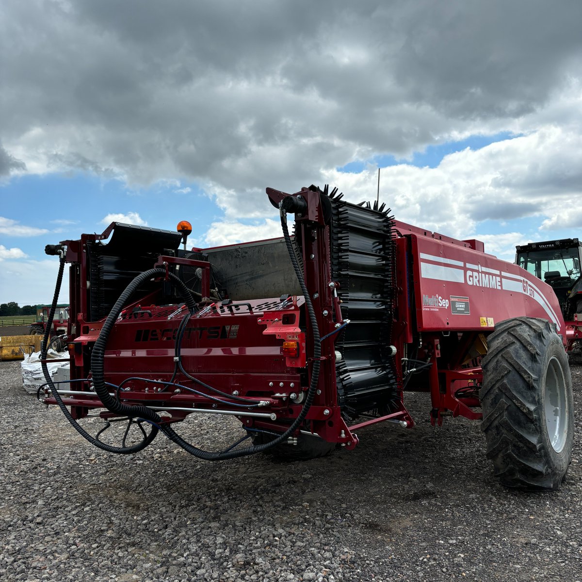 ScottsPrecision's tweet image. Whilst most of our time is spent building our well-known Evolution Separators, we also manufacture Windrower Conversion Kits for Grimme GT170's.

Check this one out that we just finished🥔

#potato #windrower #backbritishfarming #scottsprecisionmanufacturing