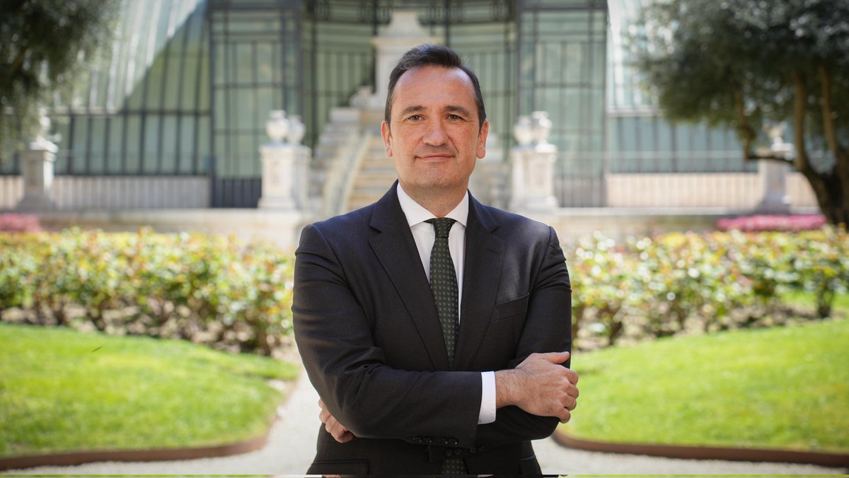 📢 El Gobierno nombra a David Vilas Abogado General del Estado.

📢 La nueva DG de Cooperación Jurídica Internacional será la fiscal Eva Pérez Martínez.

🔗 mjusticia.gob.es/es/institucion…