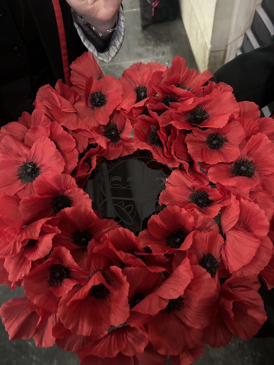 Miss Craig tweet media