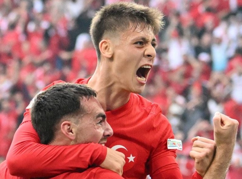 ProTipsster's tweet image. muhteşemsin arda harikasın süpersin!