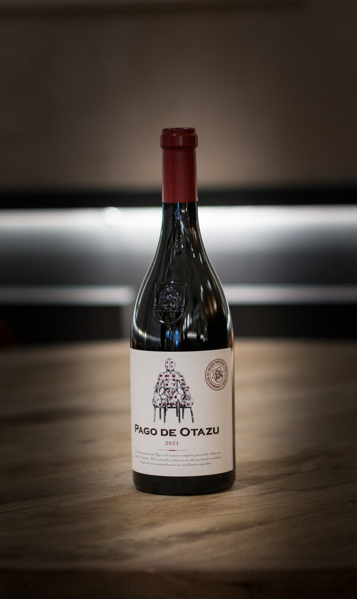 Pago De Otazu 2021. Vino elegante de aromas frutales perfecto para armonizar varios de nuestros platos. 

Lo encontrarás en nuestra carta de vinos en la web: qr.gourmeatsapp.com/MREw5pTq2awVBD…

#maridajevoraz #armoniavoraz #vinos #restaurantesmadrid #cocinaespañola #sitiosbonitos #vorazes