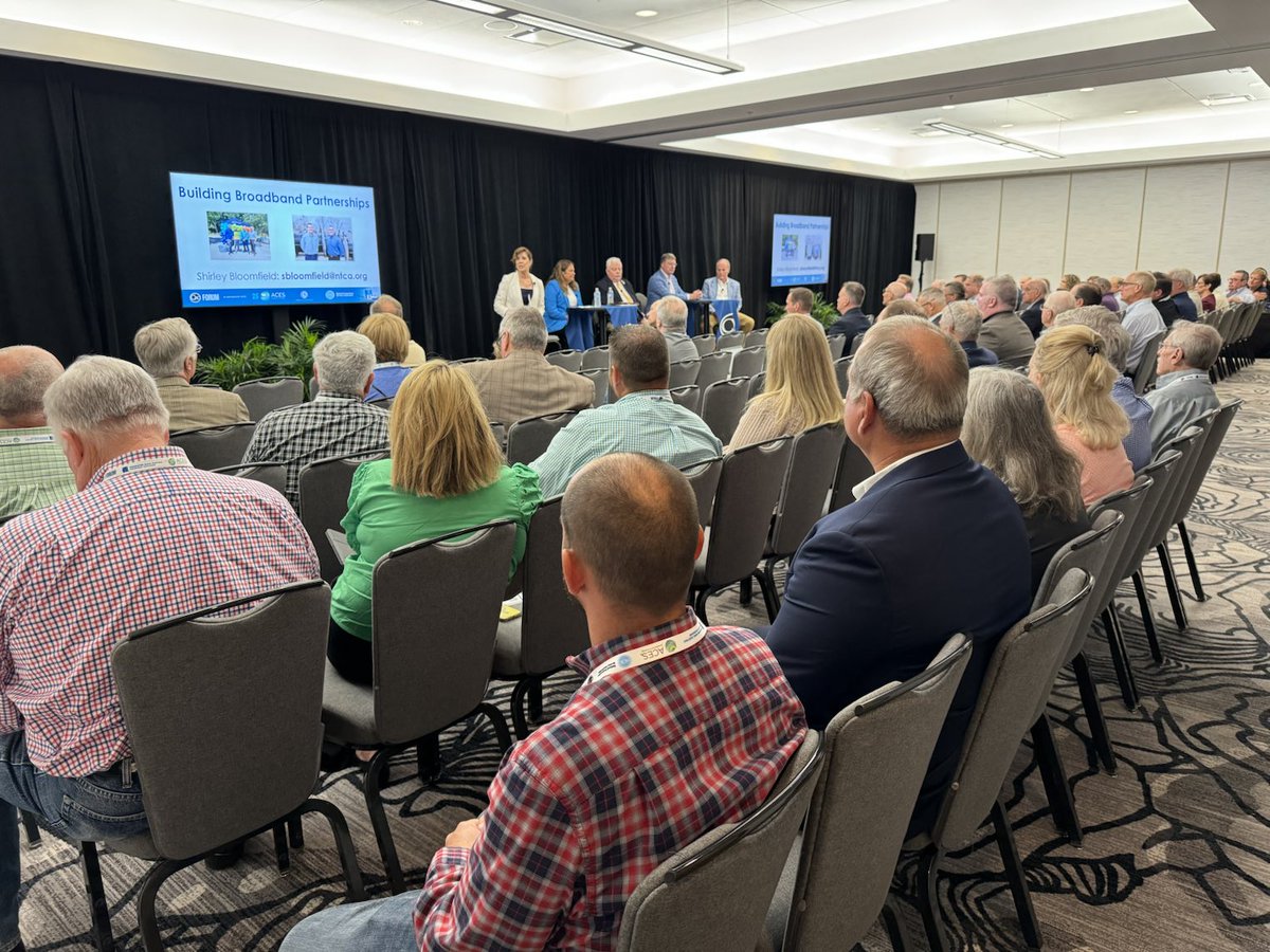 Building #Broadband Partnerships discussion with ⁦⁦<a href="/ConnectCTC/">CTC</a>⁩ <a href="/UpcountryFiber/">Upcountry Fiber</a>⁩ and ⁦<a href="/NineStarConnect/">NineStar Connect</a>⁩ at #CFCForum .  So many powerful stories of collaboration between #broadband and electric utilities to bridge #digitaldivide in rural America. #SmartRural