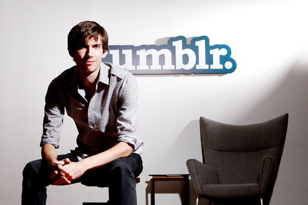 celsoguerrero's tweet image. #UnDiaComoHoy #6deJulio del 1986: nace en Nueva York, David Karp, emprendedor y desarrollador web, mejor conocido por haber fundado la plataforma de microblogging Tumblr. helisulbaran.blogspot.com/2015/07/06-de-… #DavidKarp #RedesSociales #TecnologiaCG
