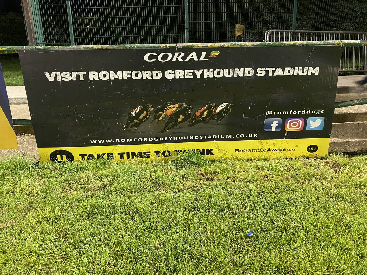 RomfordFC_commercialdept tweet media