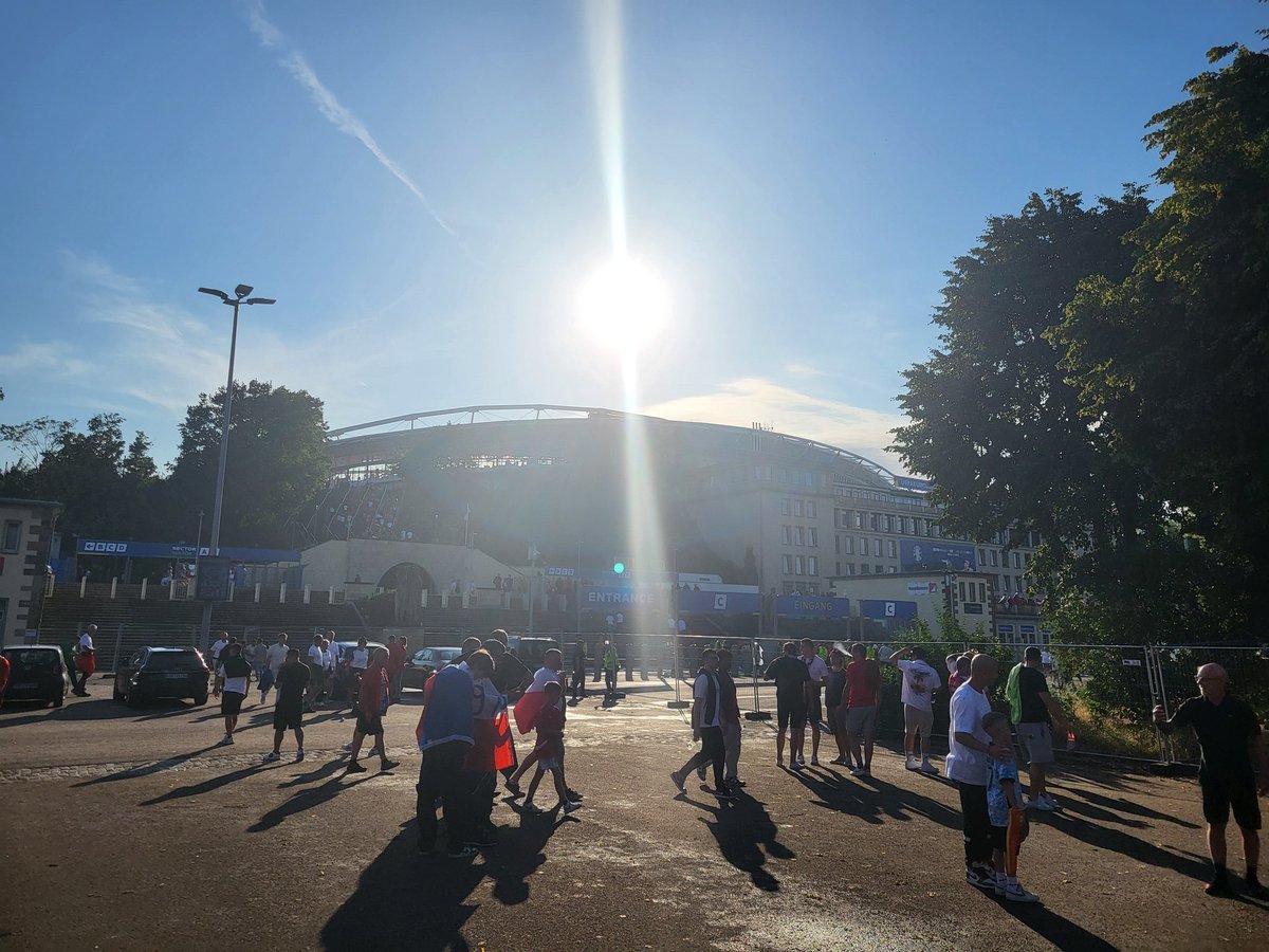 HerrSchleicher's tweet photo. #porcze #euro2024 https://t.co/rX3fqfwPLp